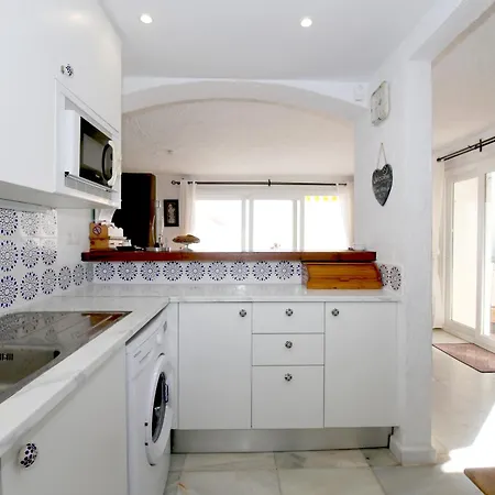 West Townhouse Seashells *