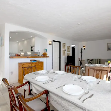 West Townhouse Seashells