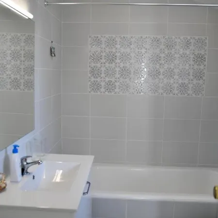 West Townhouse Seashells * Εστεπόνα