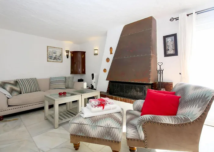 West Townhouse Seashells