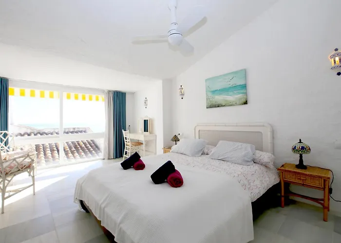 West Townhouse Seashells 度假居 埃斯特波纳